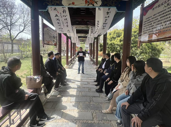 1744253713107029.jpg 30beff5717e91cb72991f15f0745590_副本.jpg